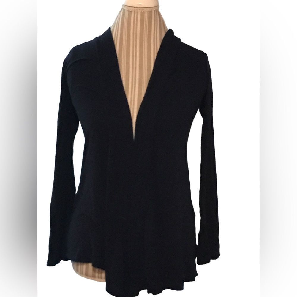 Prospect 100 size small thin cardigan great condition